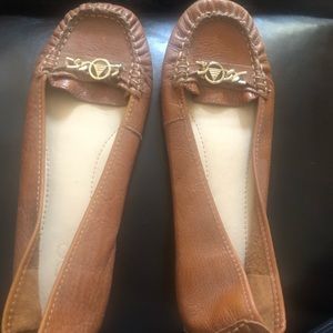 NWOT Brown leather ALDO flats